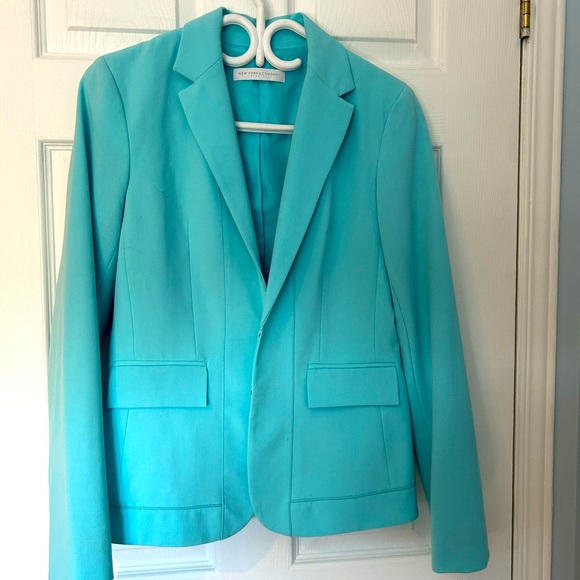 Veston - Picture 1 of 5